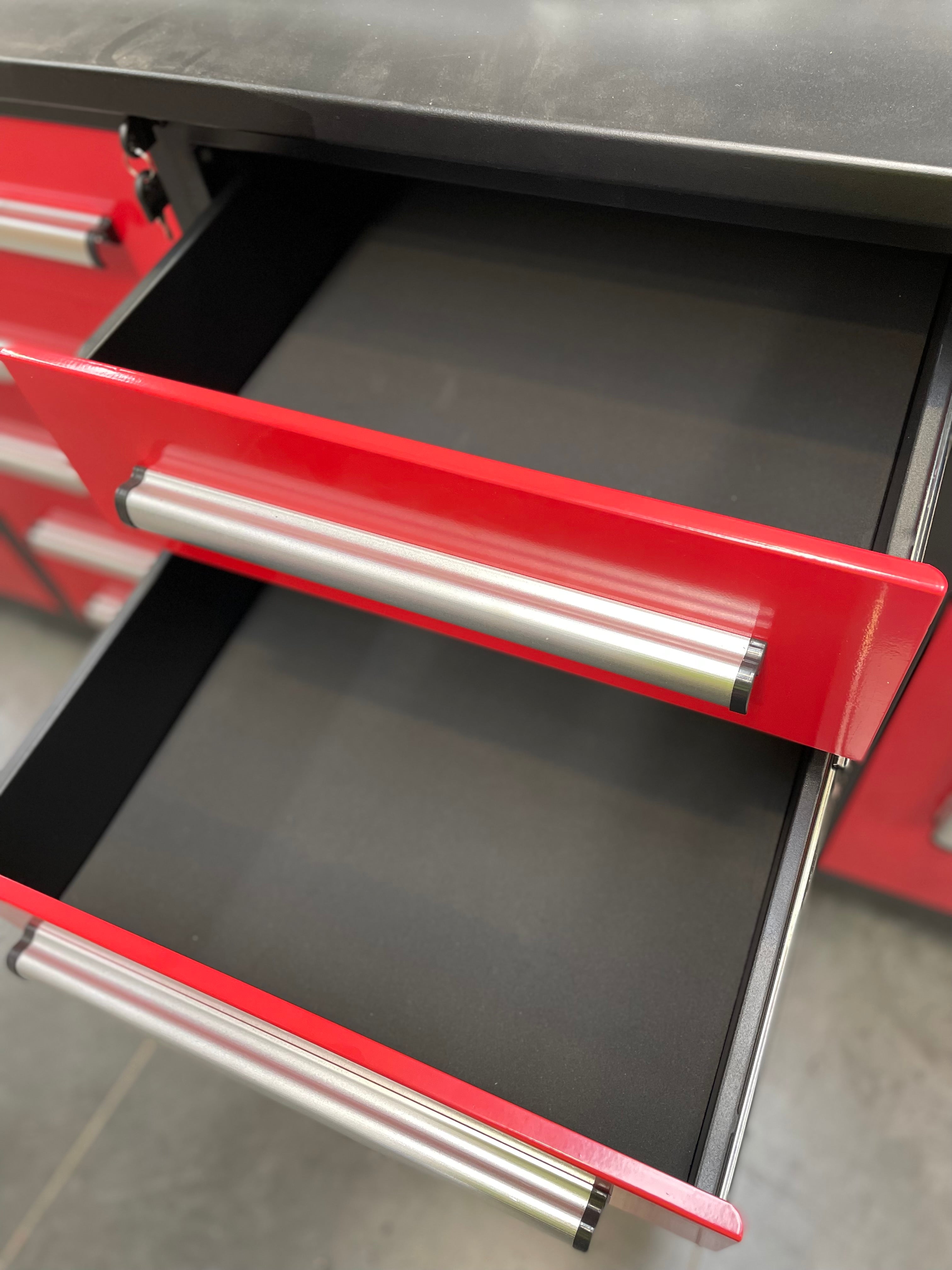 Ultimate Heavy Duty Workbench Red