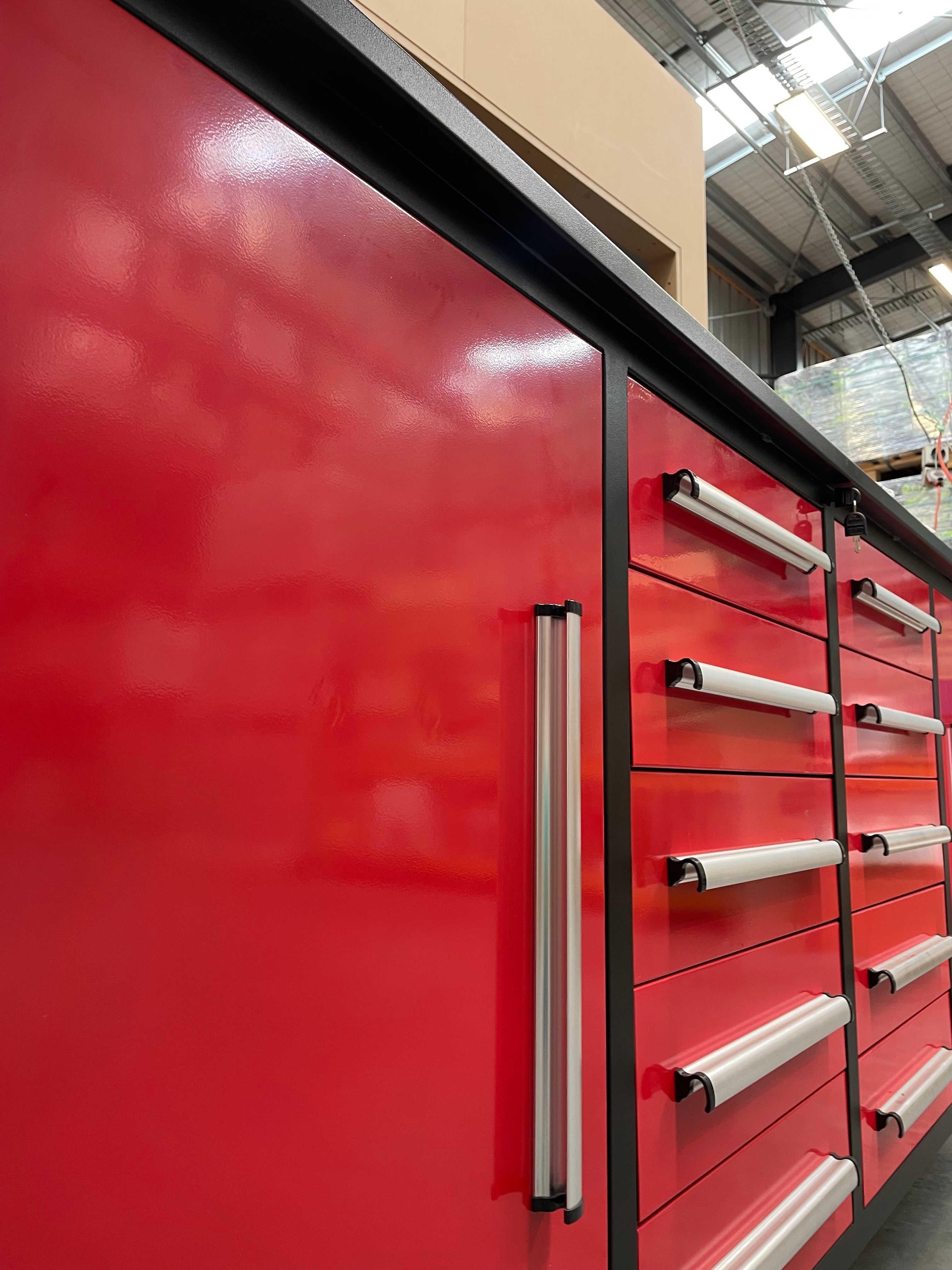 Ultimate Heavy Duty Workbench Red